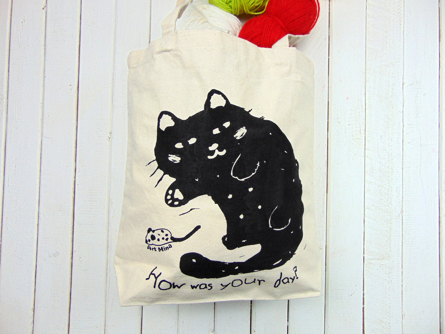 Art Mina's screen printed kitty carryall