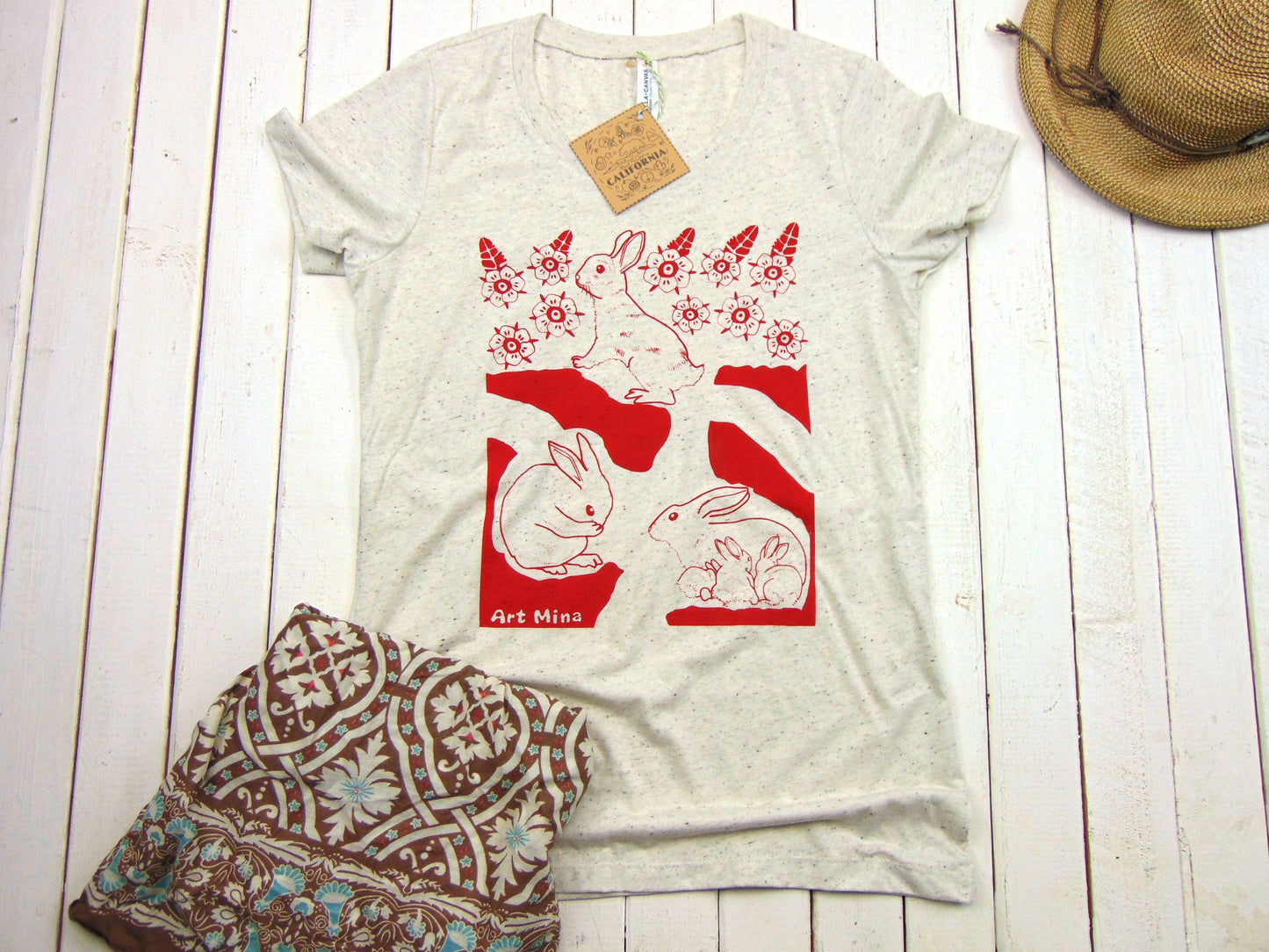 Women's Soft Tee - Blooming Rabbit Burrow [Discontinued]